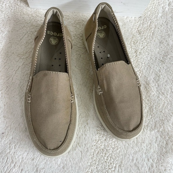 Crocs shoes size 7 - Picture 1 of 4